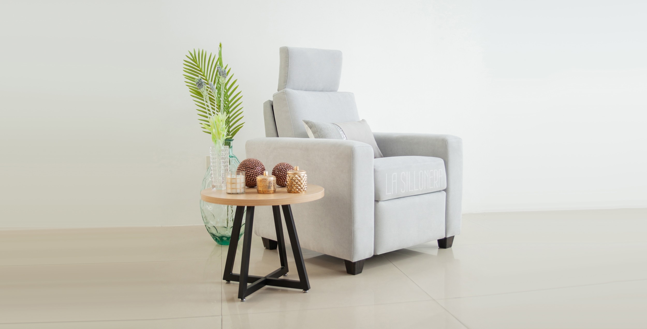 MINIMALISTA RECLINABLE